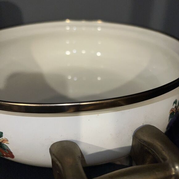 Tabletops Unlimited Vitroceramic cookware 3 Qt Enamel Stock Pot Dutch Oven Fruit - Picture 5 of 12